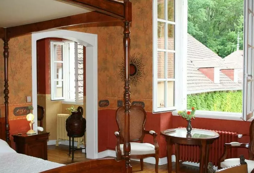ベッドアンドブレックファースト Manoir De Montflambert