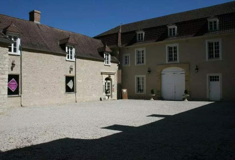 ベッドアンドブレックファースト Manoir De Montflambert