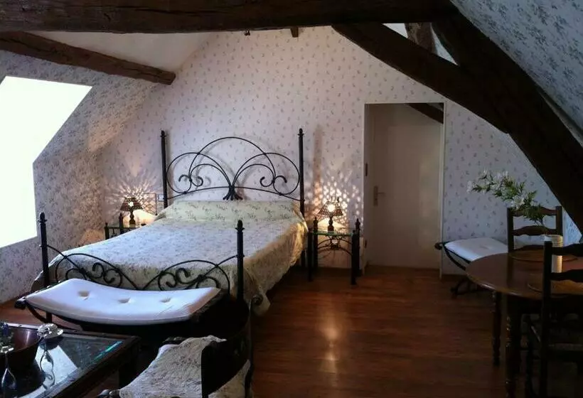 ベッドアンドブレックファースト Manoir De Montflambert