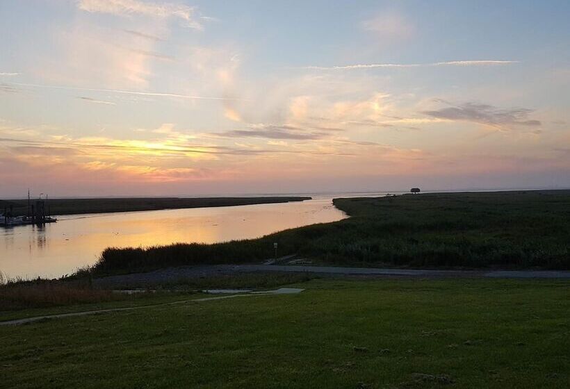 Garni Am Lindenhof Bunde