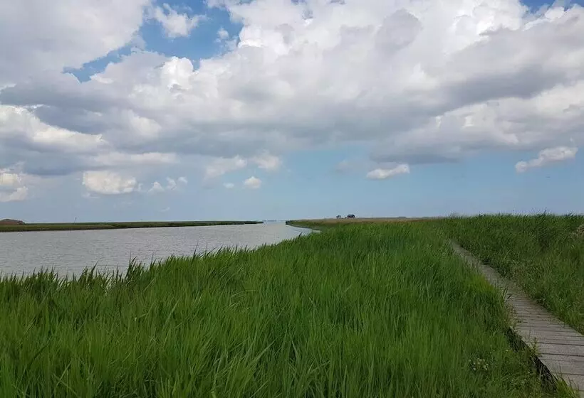 Garni Am Lindenhof Bunde