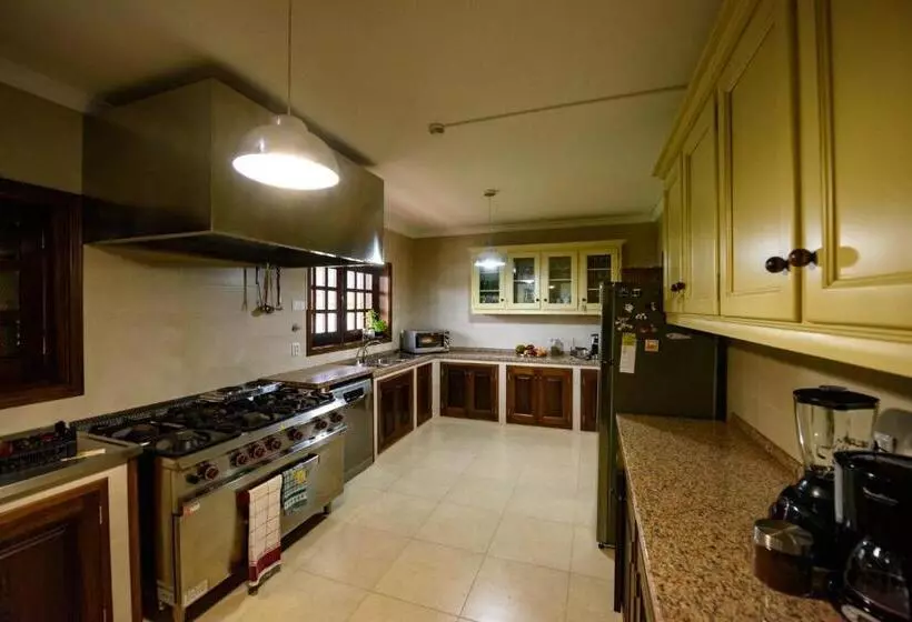 Greenside Of Sea Hostel