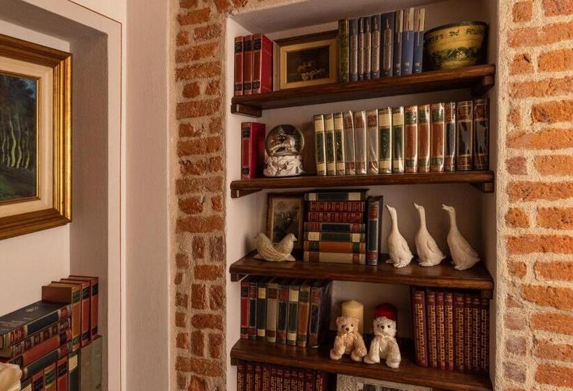 Отель Agriturismo Sarmore