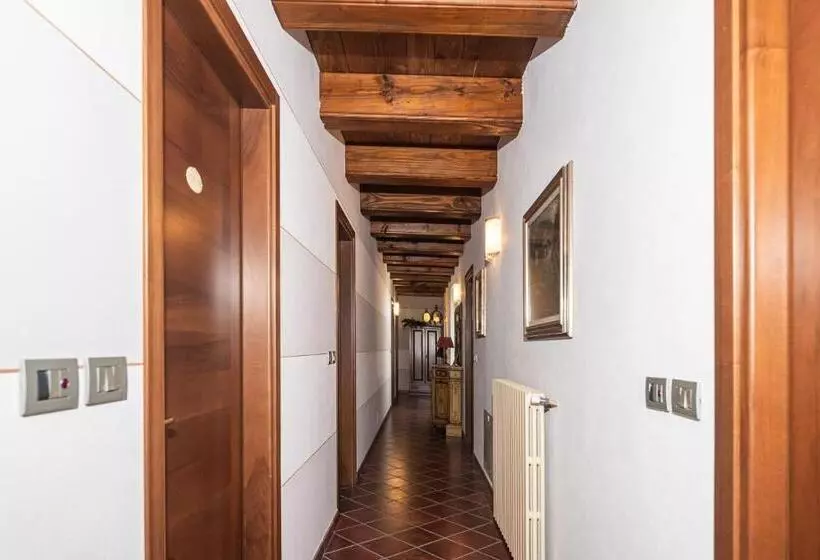 ホテル Agriturismo Sarmore