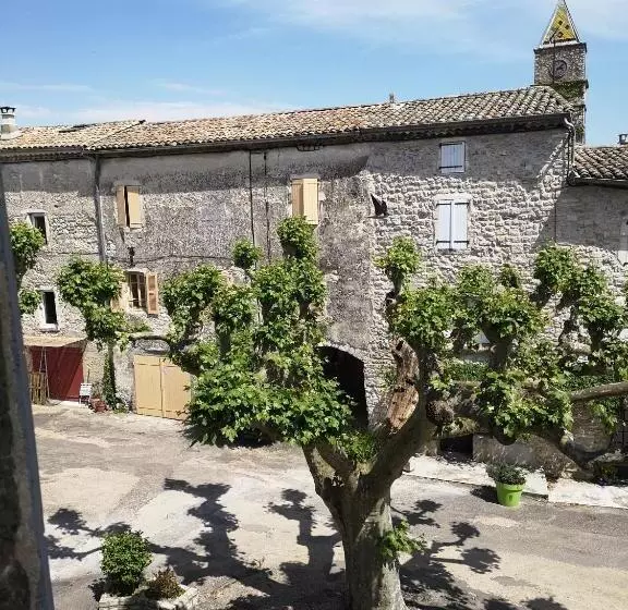 ホテル Auberge De L Helvie Chez Coco & Ricou