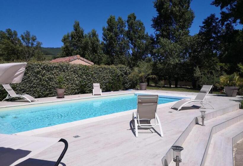 בית מלון כפרי Auberge De L Helvie Chez Coco & Ricou