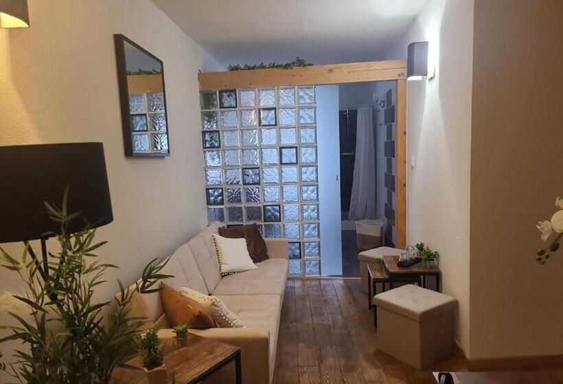 בית מלון כפרי Auberge De L Helvie Chez Coco & Ricou