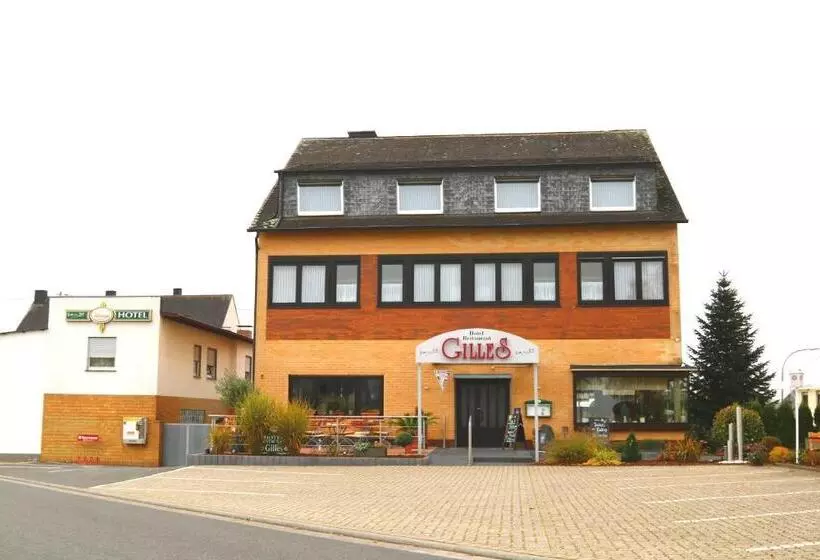 ホテル Restaurant Gilles