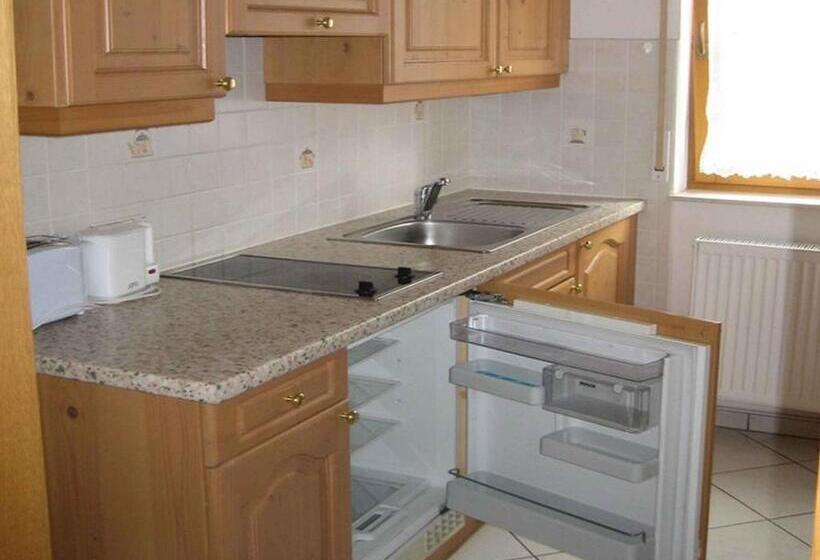 膳宿费 Garni Zur Linde