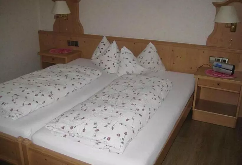 Majatalo Garni Zur Linde