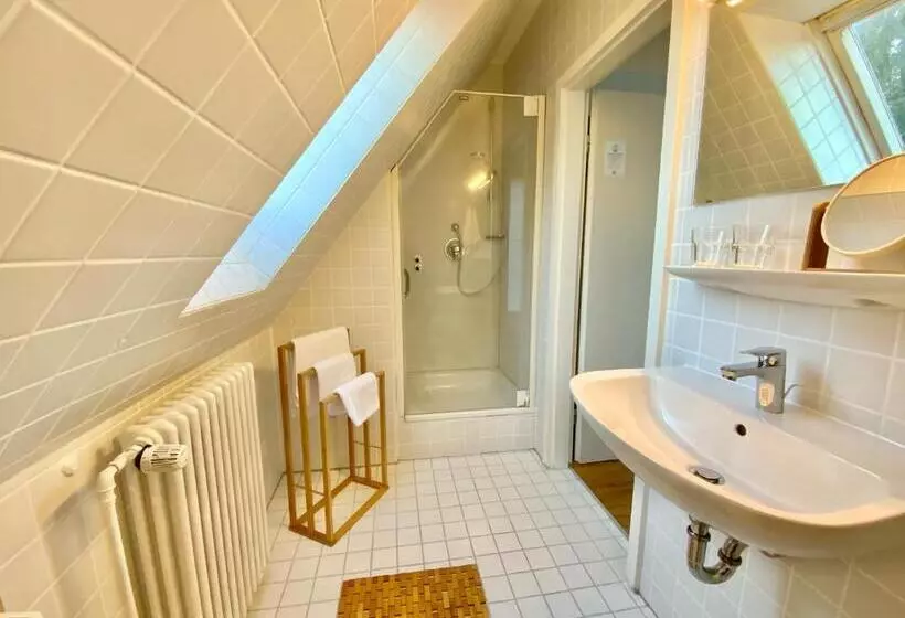 Majatalo Gasthaus Sonne