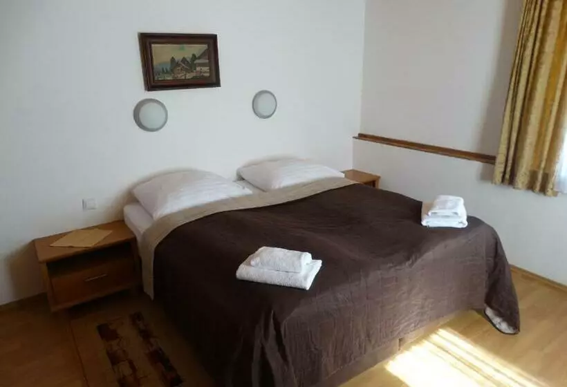 ペンション Gasthof Durigon