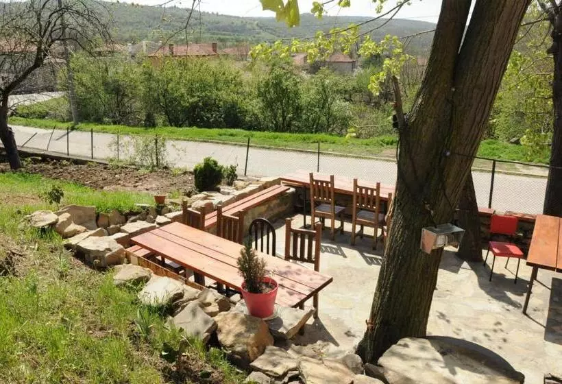 پانسیون Vedra Guest House