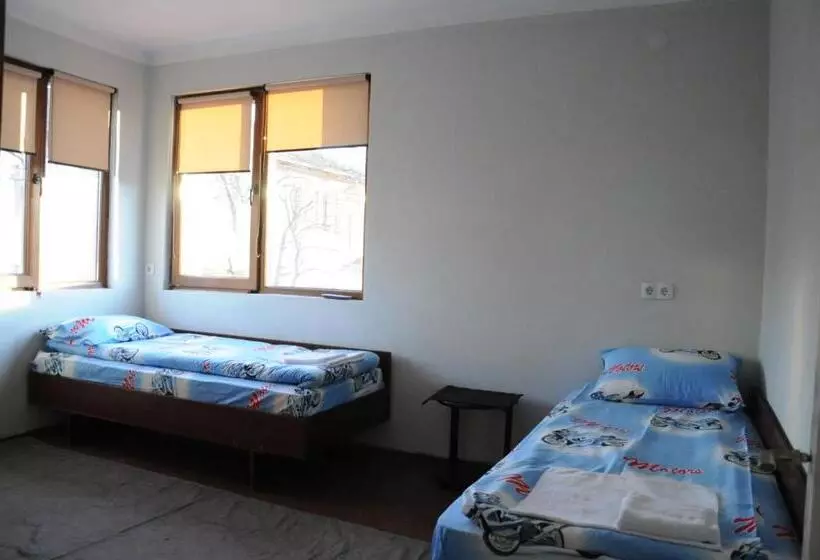 پانسیون Vedra Guest House