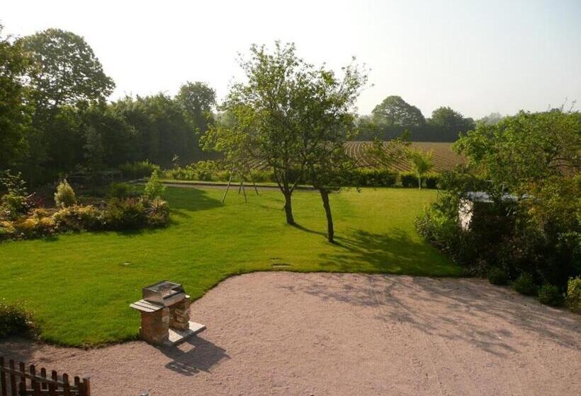 ペンション La Ferme Du Père