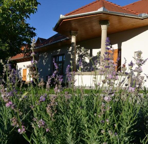 펜션 Turján Vendégház