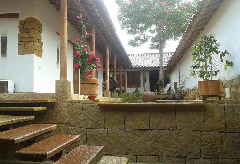 تختخواب و صبحانه Casa Tierrarte