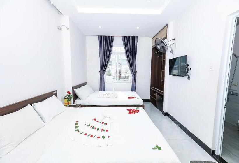 هتل Khách sạn Ciao Quy Nhơn