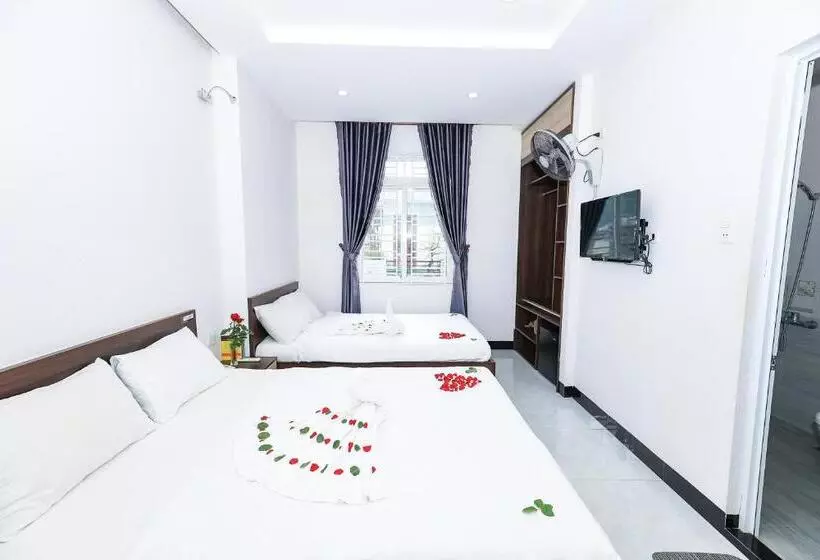 هتل Khách sạn Ciao Quy Nhơn