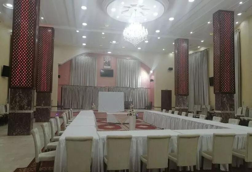 هتل Oasis Palace