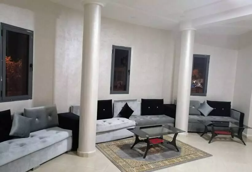 هتل Oasis Palace