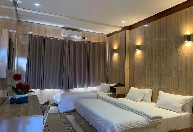 هتل Oasis Palace