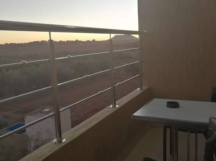 هتل Oasis Palace
