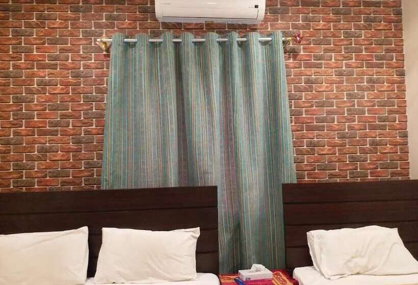 پانسیون Elegant Guest House Karachi