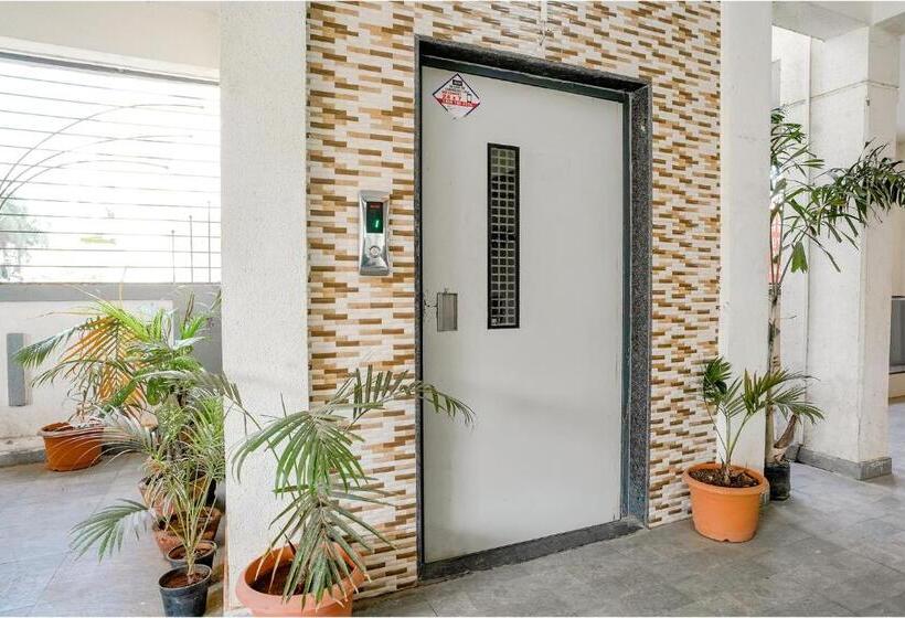 Pensão Treebo Trend Elegant Stay