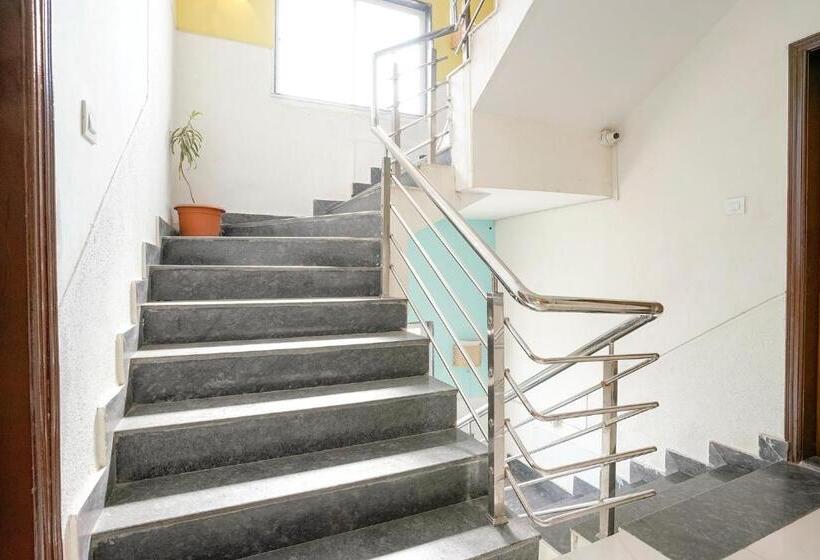 Pensão Treebo Trend Elegant Stay