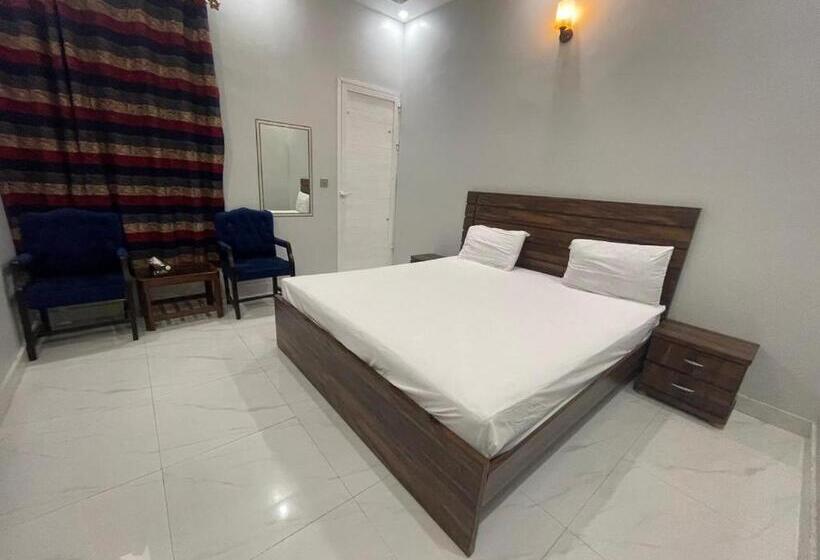 پانسیون Elegant Guest House Karachi