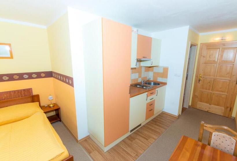 膳宿费 Penzion U Pešků