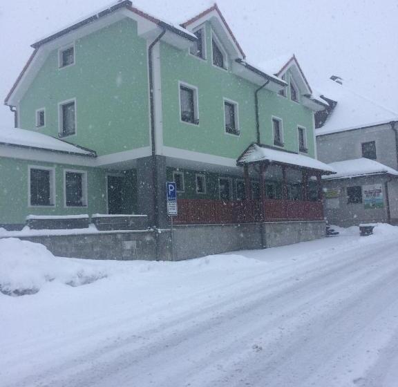 膳宿费 Penzion U Pešků