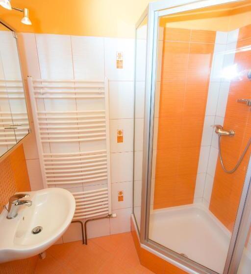 膳宿费 Penzion U Pešků