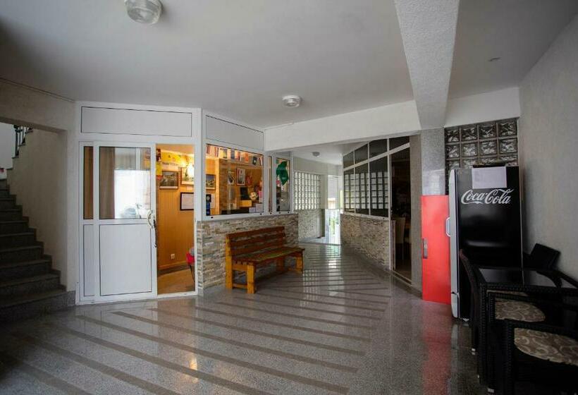 تختخواب و صبحانه Villa Lejla