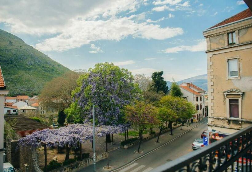 تختخواب و صبحانه Villa Lejla