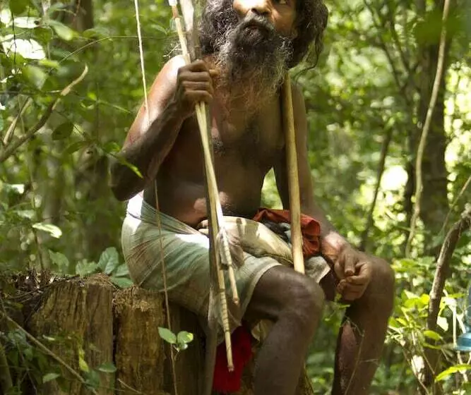 ホテル Explorer By Eco Team  Dambana