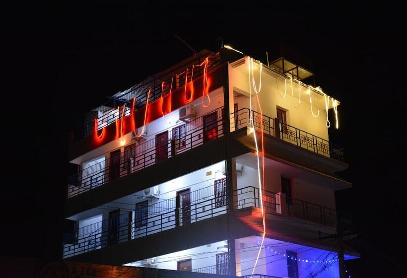 Hotel Kanish Home Stay