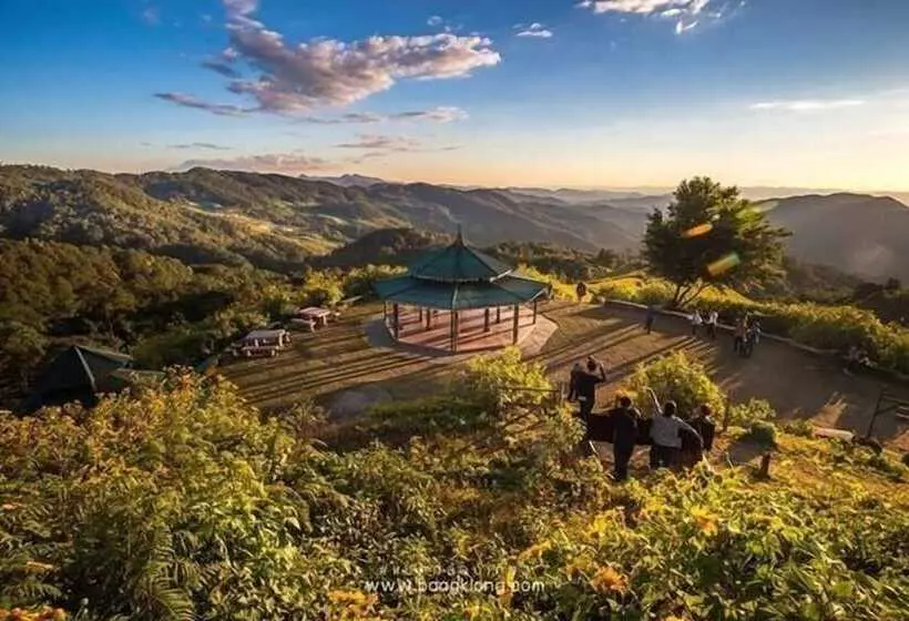 ホテル Mitkhoonyoum