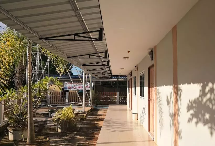 Hotelli Rungrod Grand