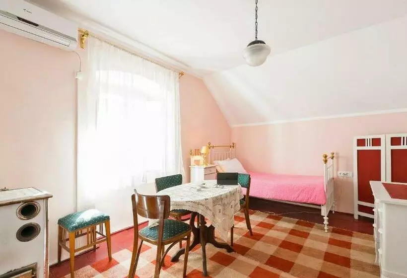 پانسیون La Vecchia Casa
