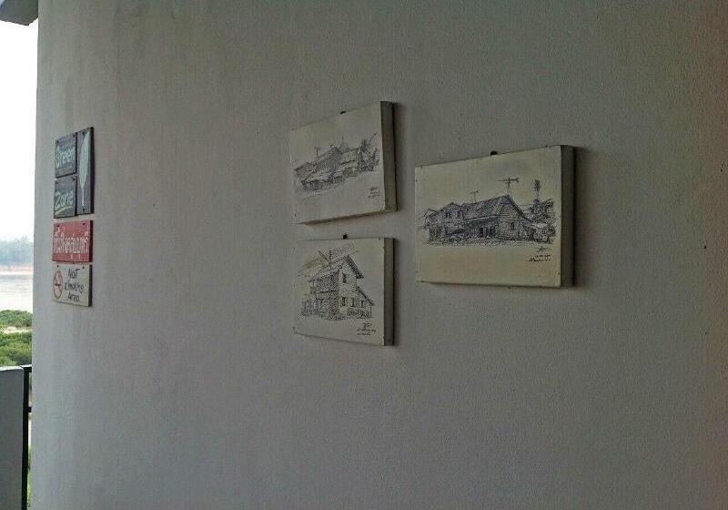 פנסיון Tonkong Guesthouse & Restaurant