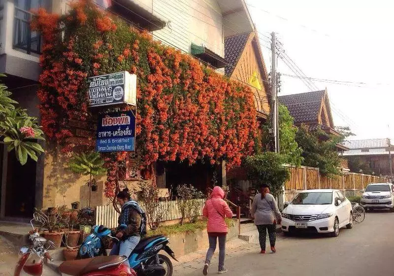 Majatalo Tonkong Guesthouse & Restaurant