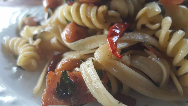 פנסיון Tonkong Guesthouse & Restaurant