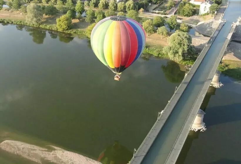 ベッドアンドブレックファースト Chambre D Hôtes Face à Briare