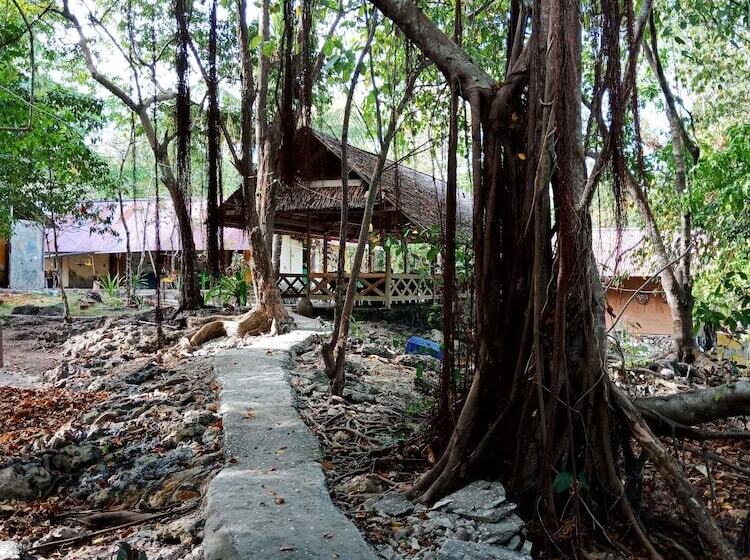 צימר Hoga Island Dive Resort Wakatobi