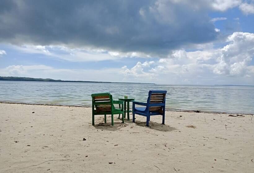 צימר Hoga Island Dive Resort Wakatobi