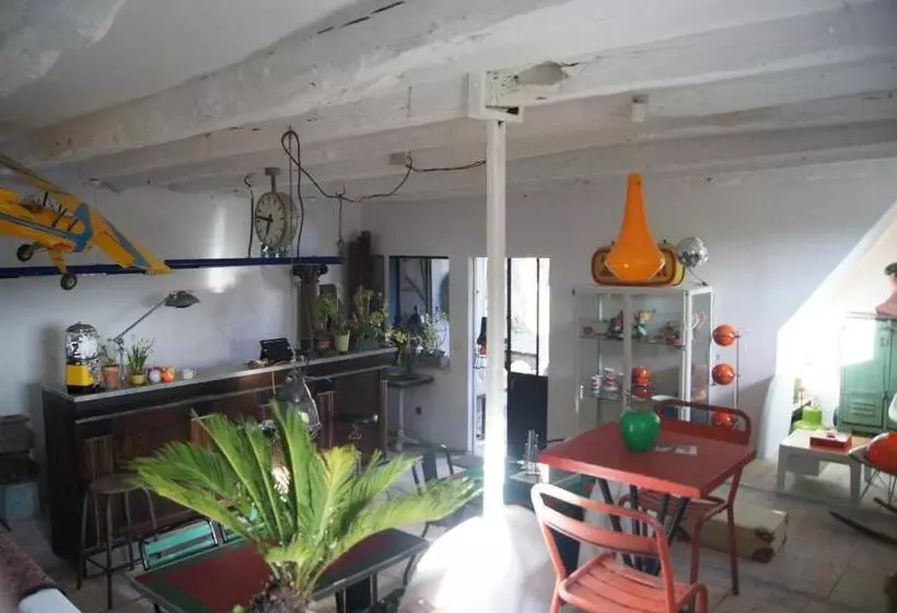 Aamiaismajoitus (B&B) La Maison De Louna