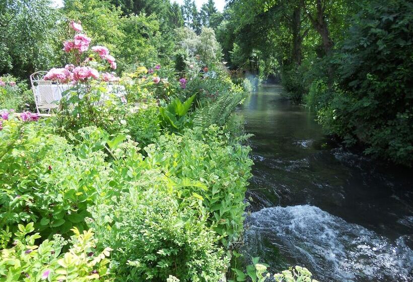 مبيت وإفطار Le Moulin Des Roses