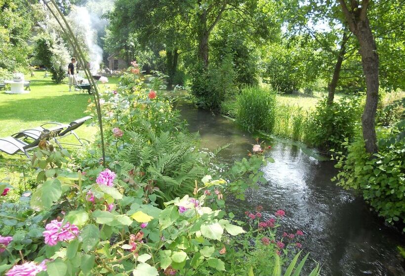مبيت وإفطار Le Moulin Des Roses
